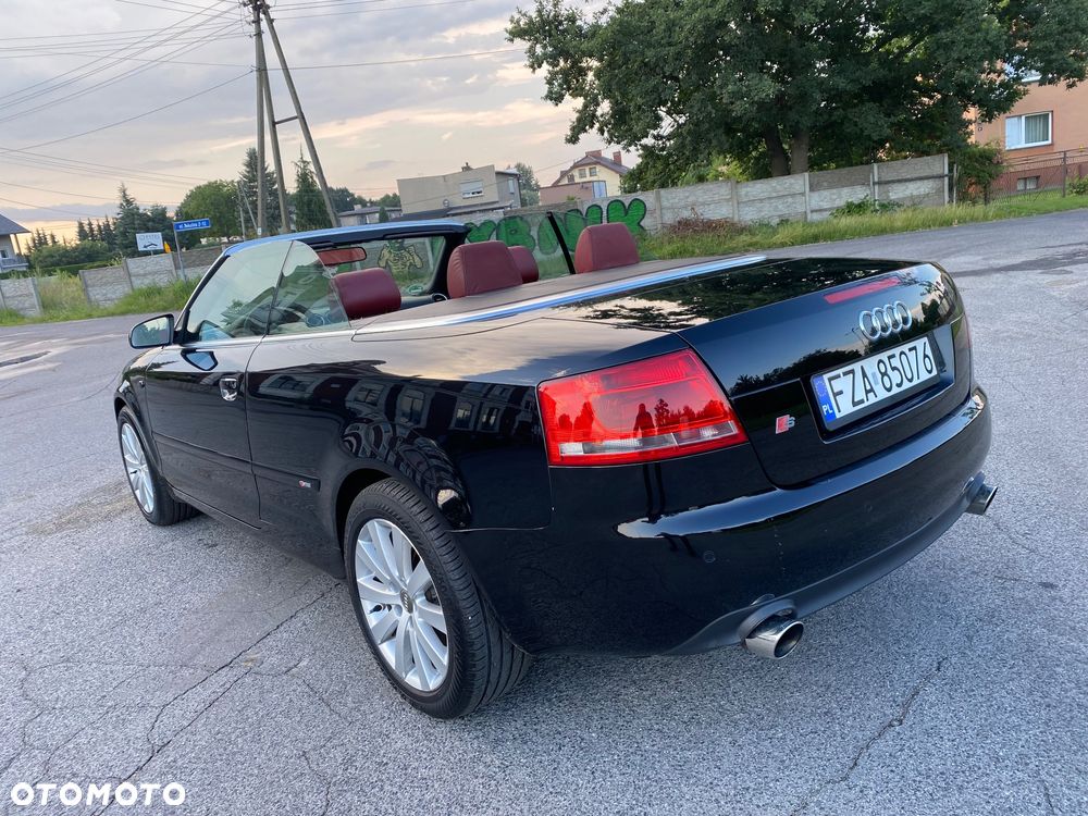 Audi A4 Cabrio - 8