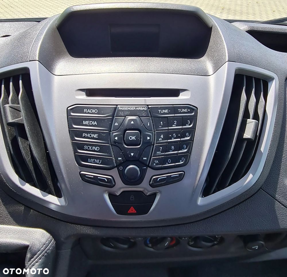 Ford TRANSIT JUMBO BRYGADÓWKA 7 OSÓB KAMERA CZUJNIKI PRZÓD/TYŁ TEMPOMAT NR.28 - 21