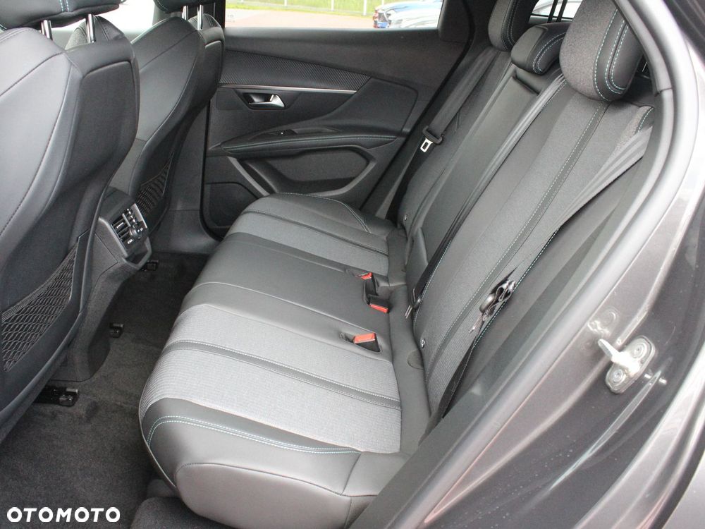Peugeot 3008 - 16