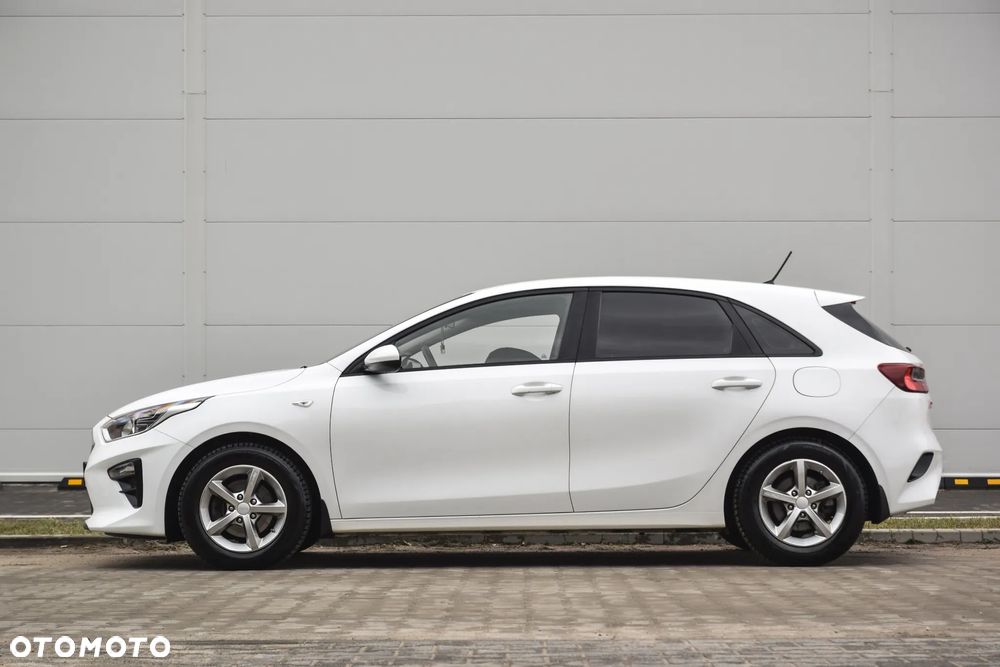 Kia Ceed 1.4 L - 17