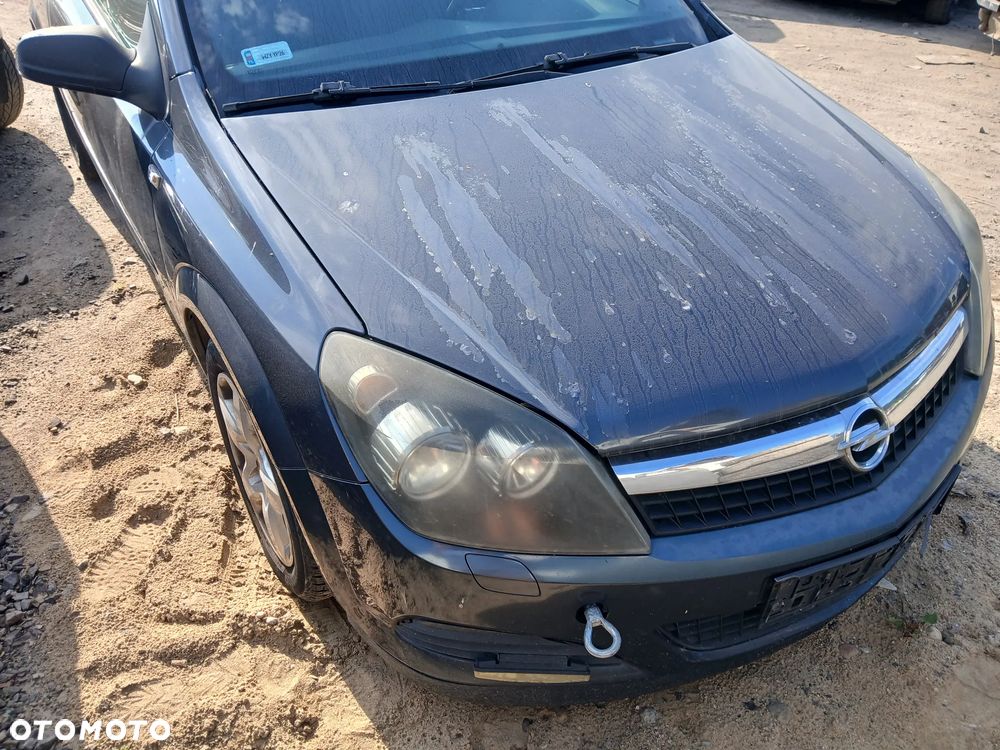 opel astra H 3 3D III Z168  maska pokrywa silnika klapa bagażnika zderzak lampa reflektor pas przedni - 2