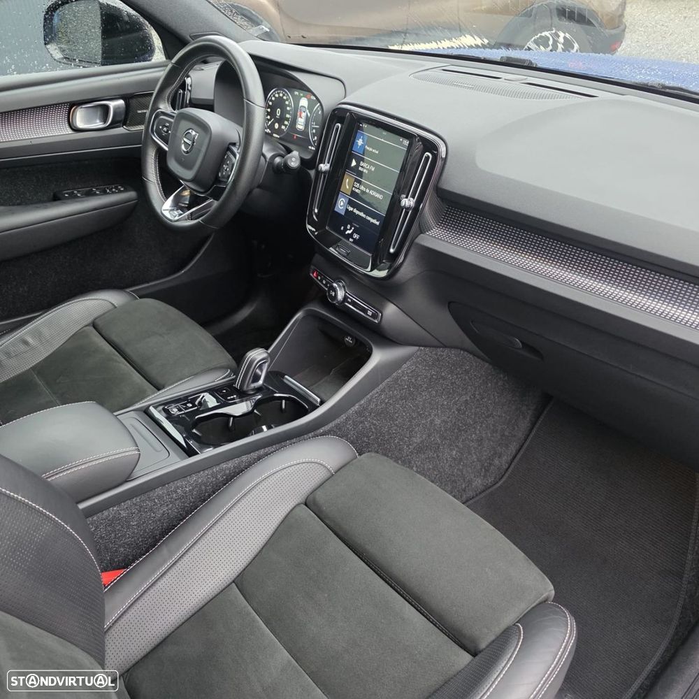 Volvo XC 40 2.0 D3 R-Design Geartronic - 35