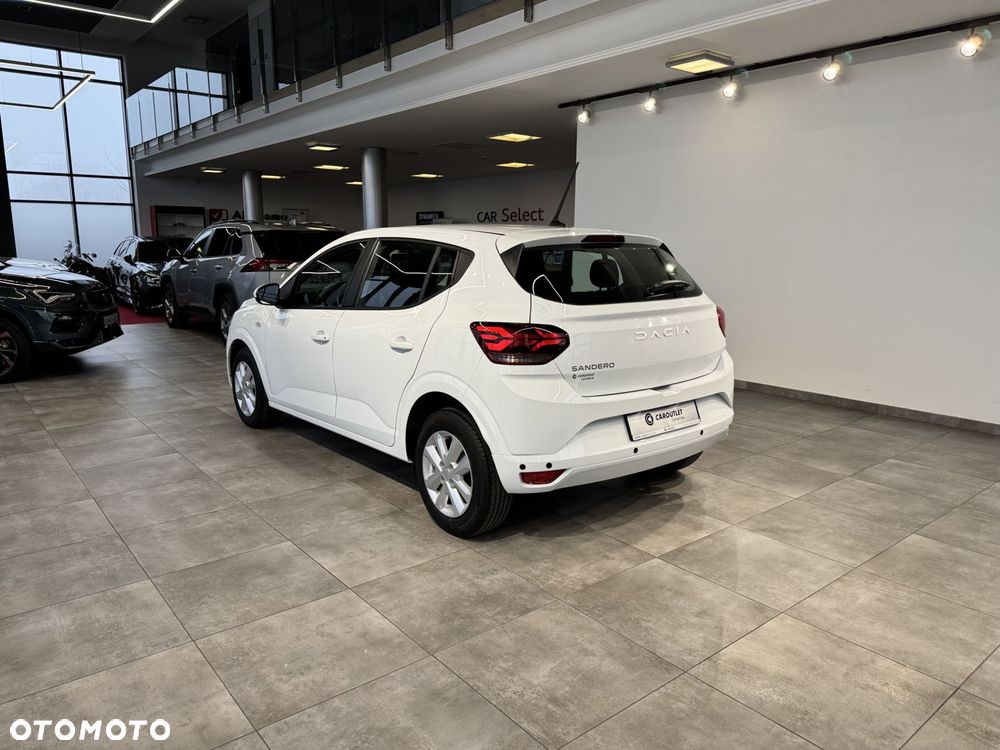 Dacia Sandero - 7