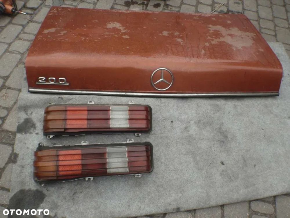 logo emblemat listwa tylna klapa mercedes w123 beczka - 1