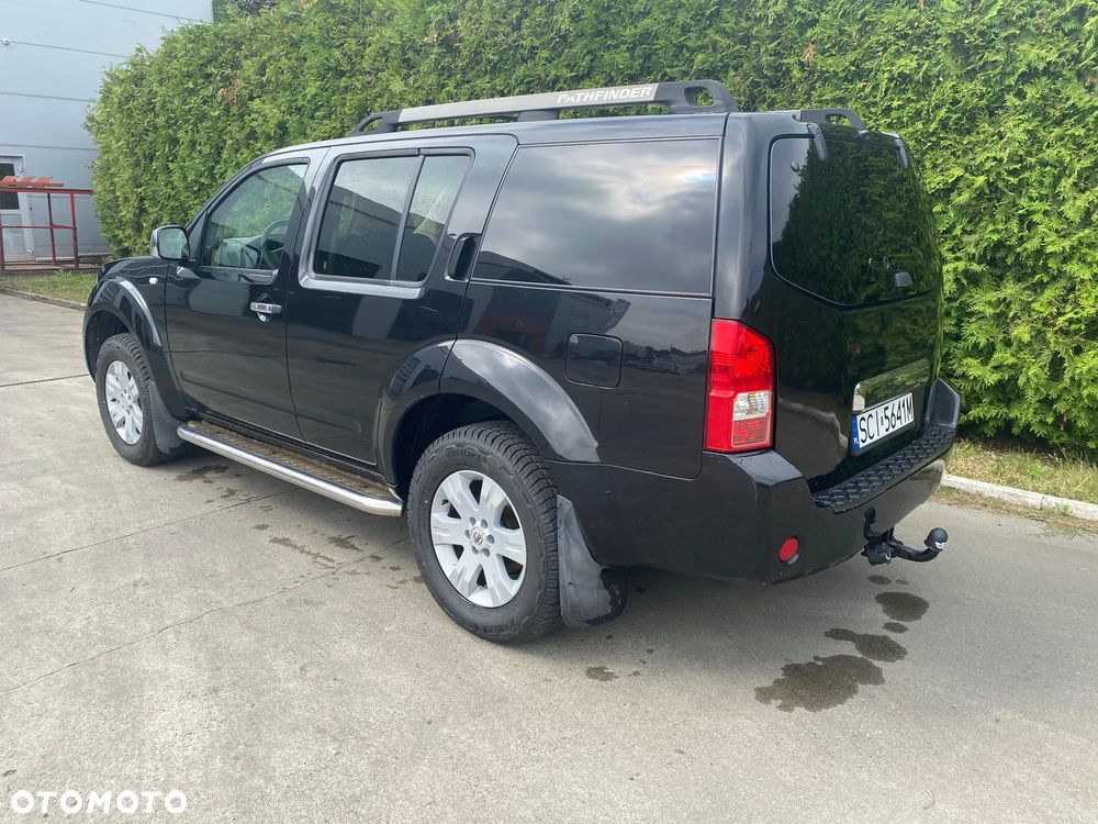 Nissan Pathfinder - 5