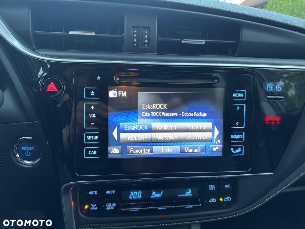 Toyota Auris - 32