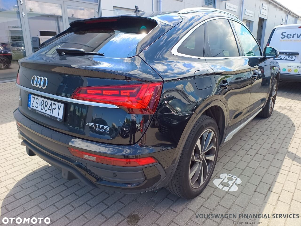 Audi Q5 Sportback - 4