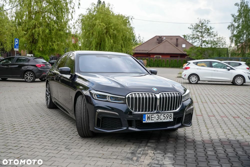 BMW Seria 7 740d xDrive mHEV - 7