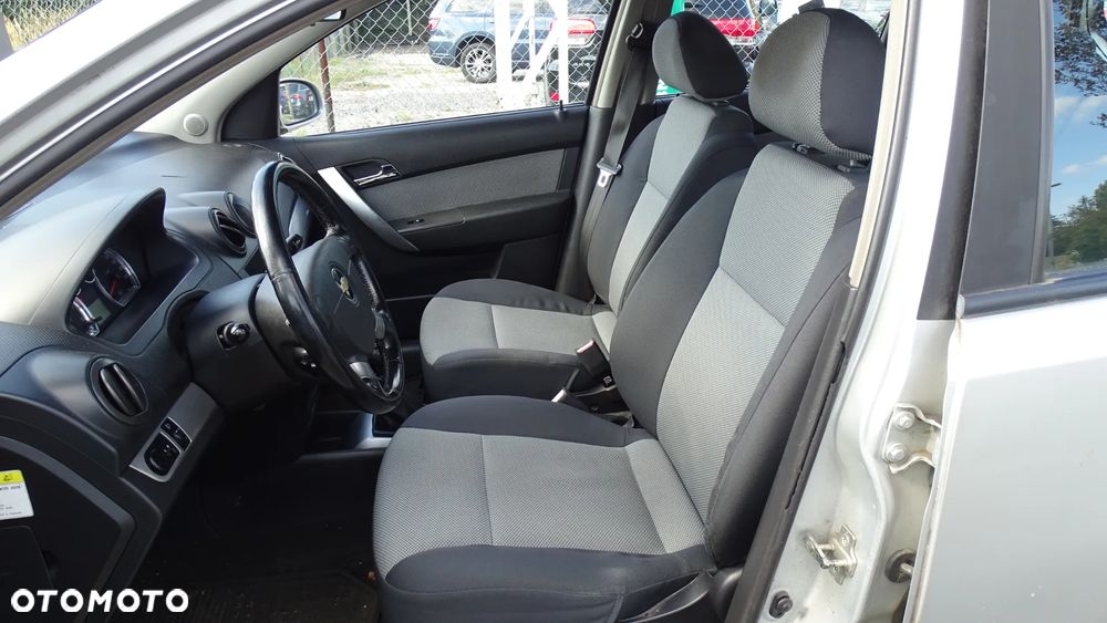 Chevrolet Aveo 1.4 16V LT - 8