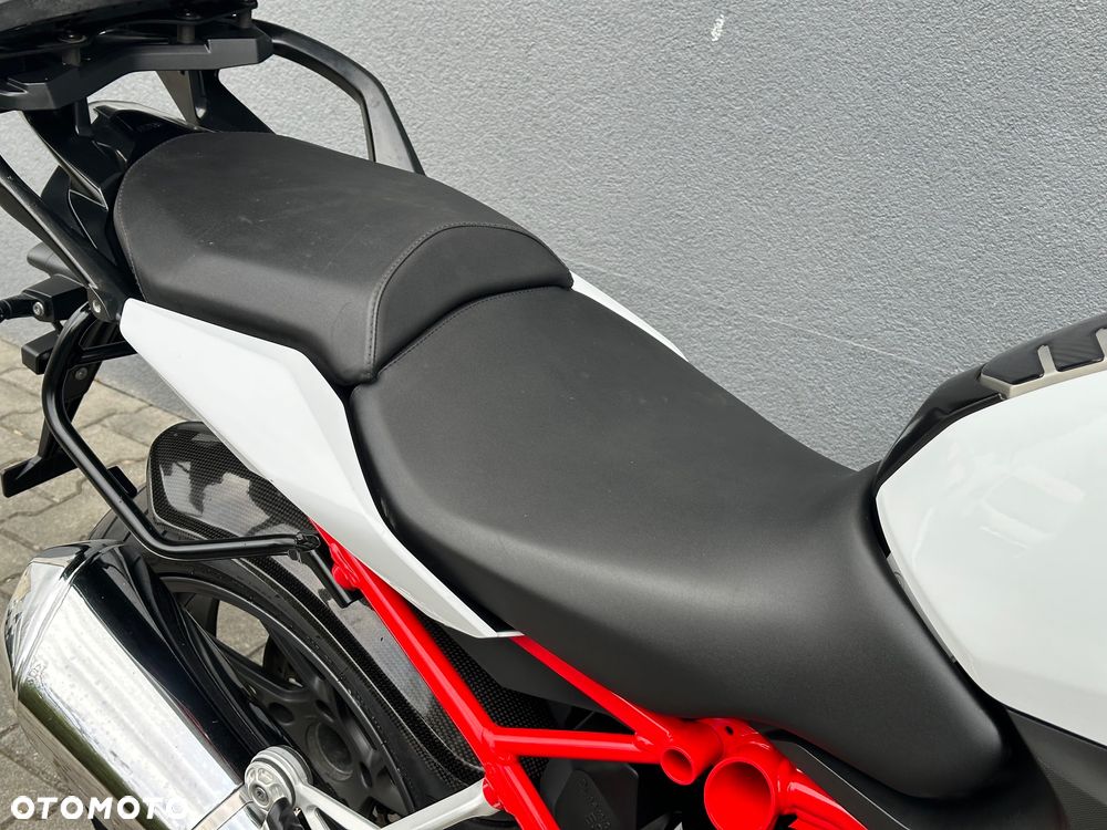 BMW R - 19