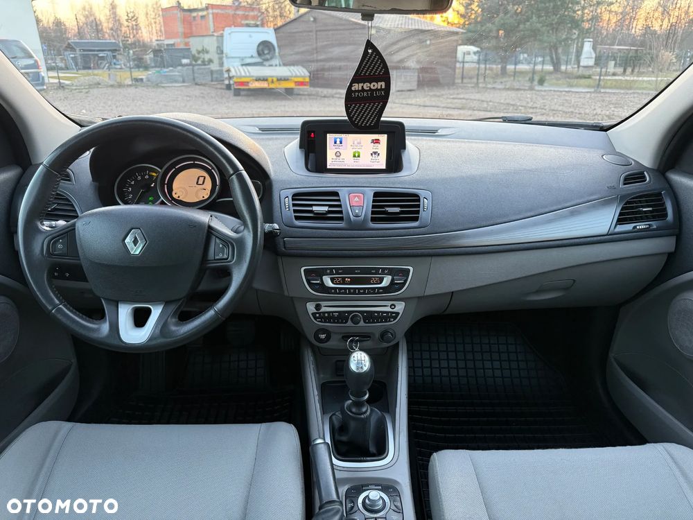 Renault Megane 1.6 16V 110 Expression - 11