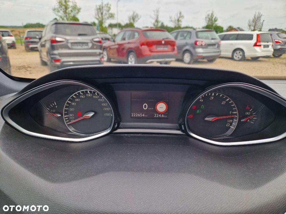 Peugeot 308 - 13