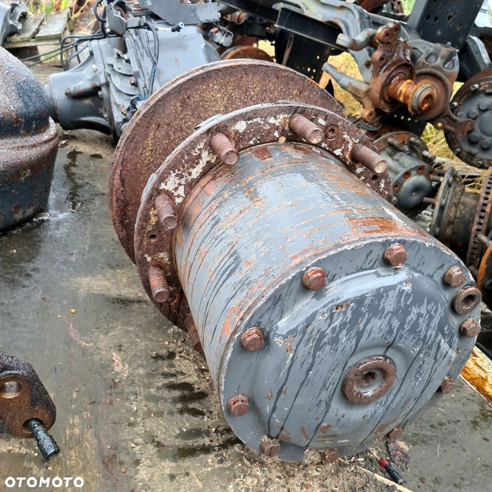 Most dyfer pochwa zwolnice mercedes Axor Arocs Actros 4x4 - 6