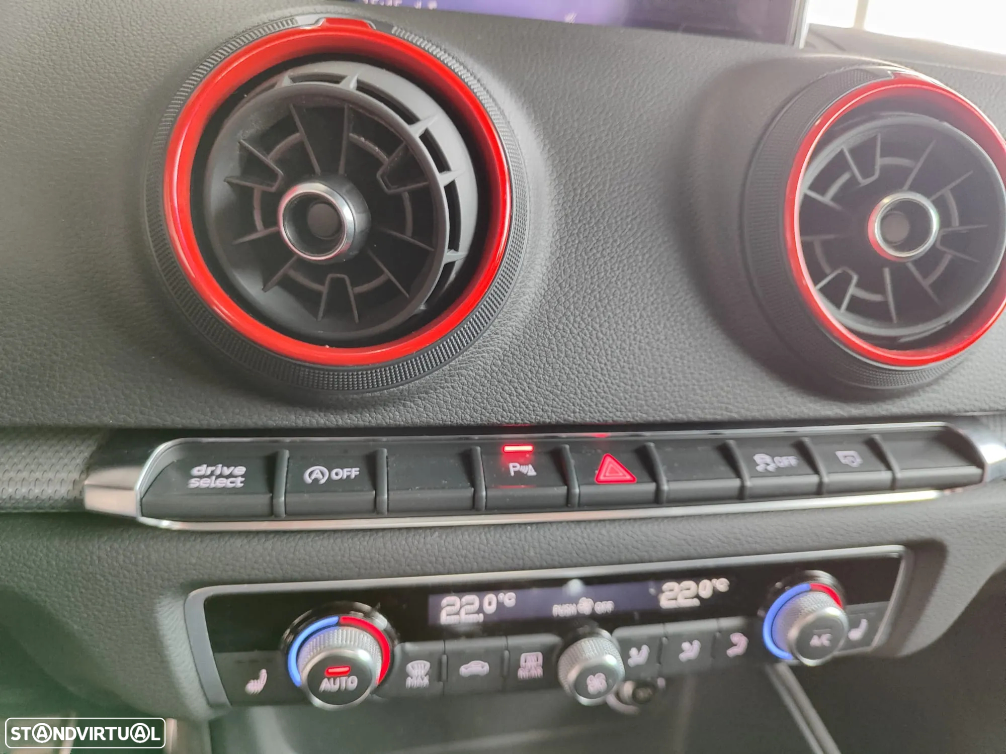 Audi RS3 Sportback 2.5 TFSI quattro S tronic - 42