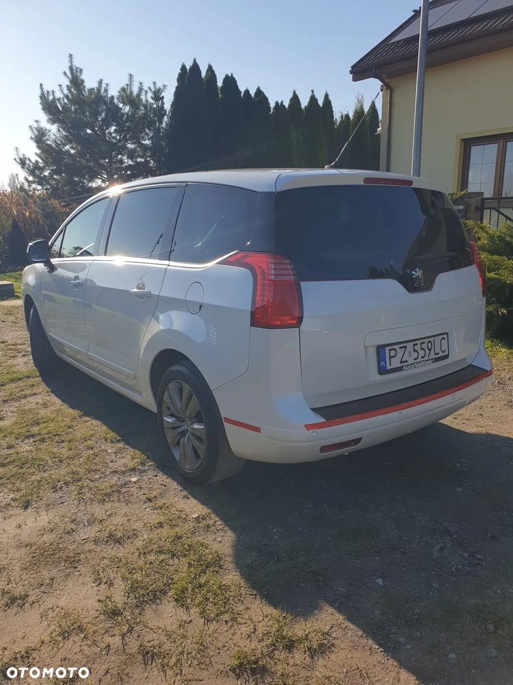 Peugeot 5008 2.0 HDi Allure 7os - 19