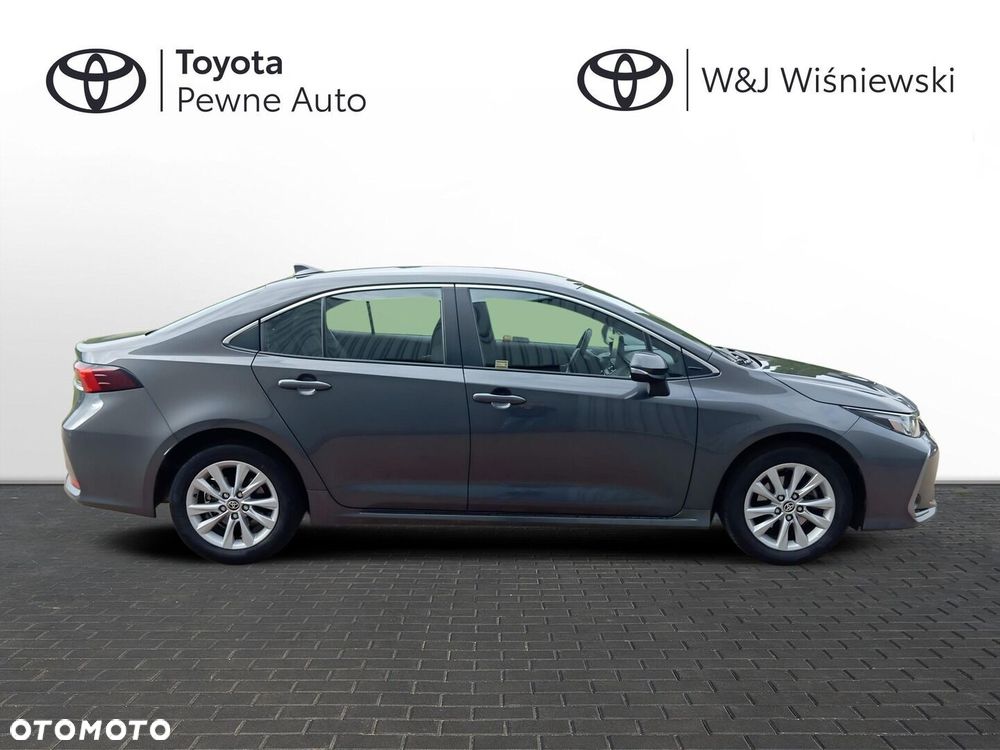 Toyota Corolla 1.8 Hybrid Comfort - 24