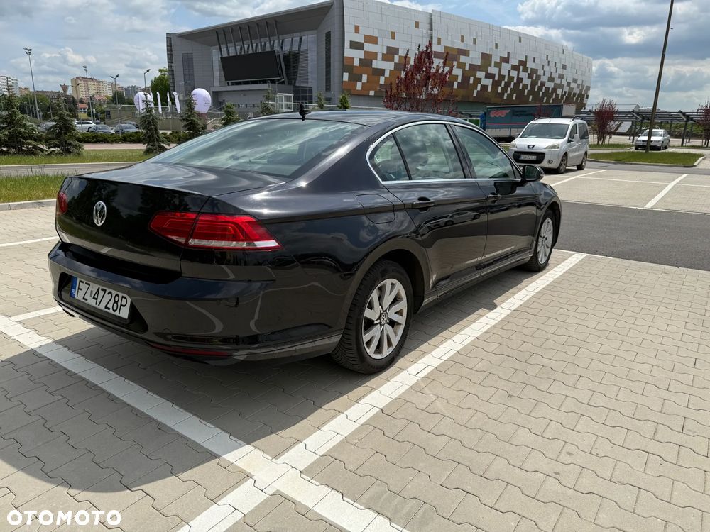Volkswagen Passat 2.0 TDI BMT Comfortline - 27