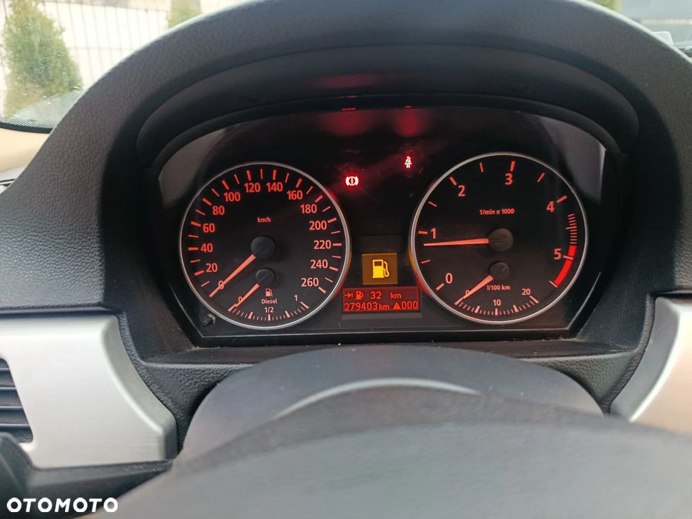 BMW Seria 3 320d - 17