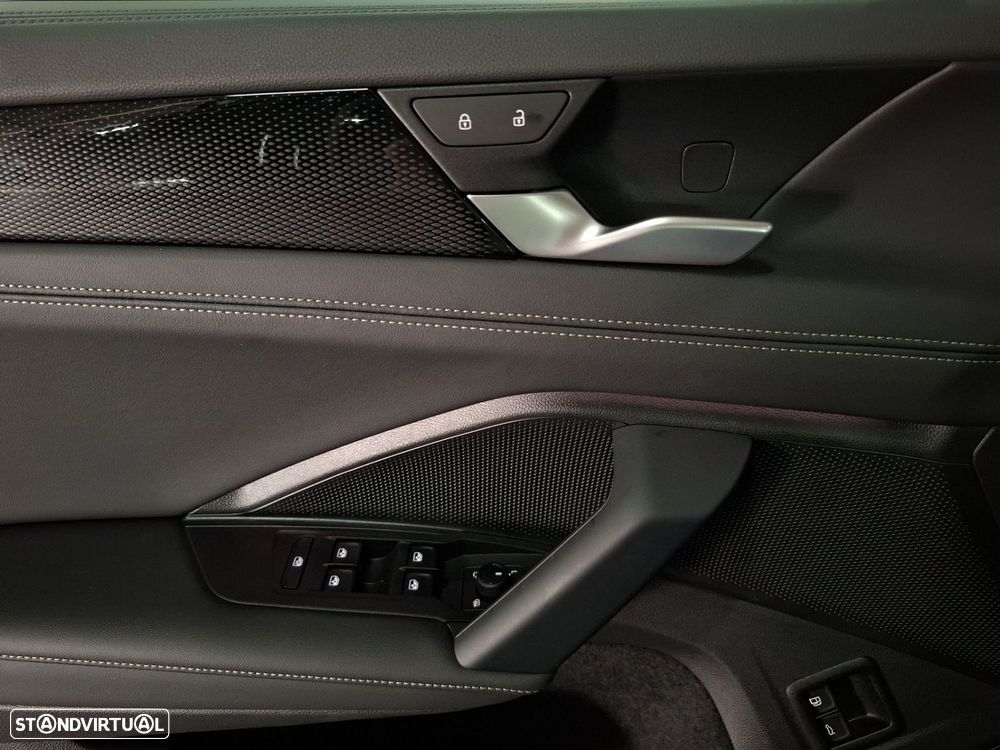 VW Tayron 1.5 TSI eHybrid Urban DSG - 24
