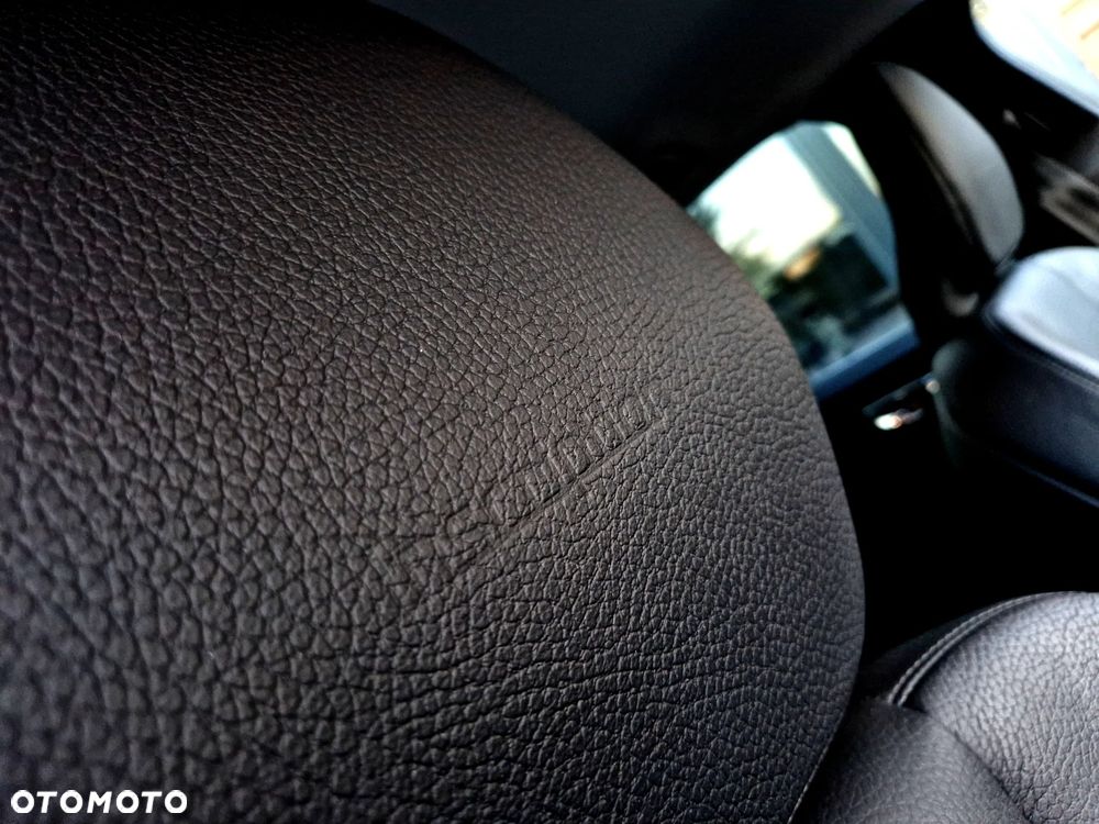 Volvo XC 60 - 28