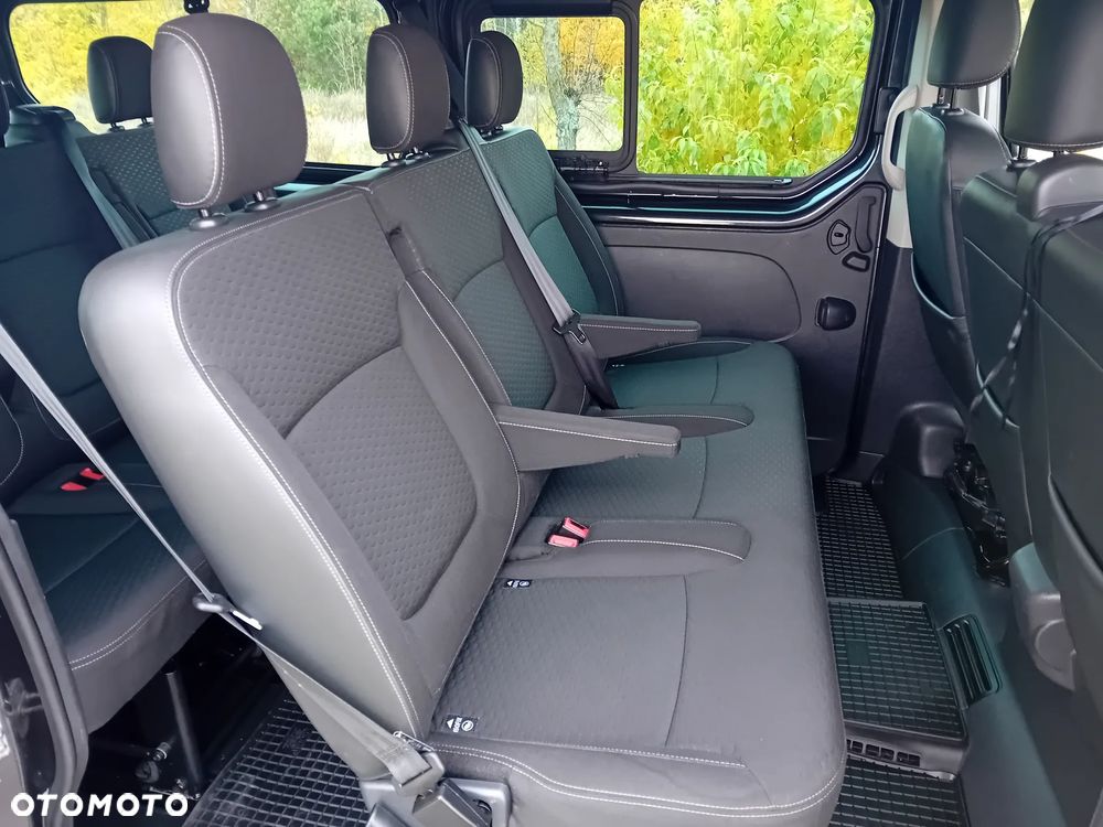 Opel Vivaro L2H1 2,9t Elegance Premium - 6