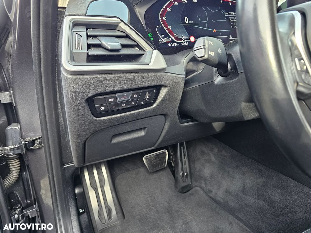 BMW Seria 3 320d Aut. M Sport - 40