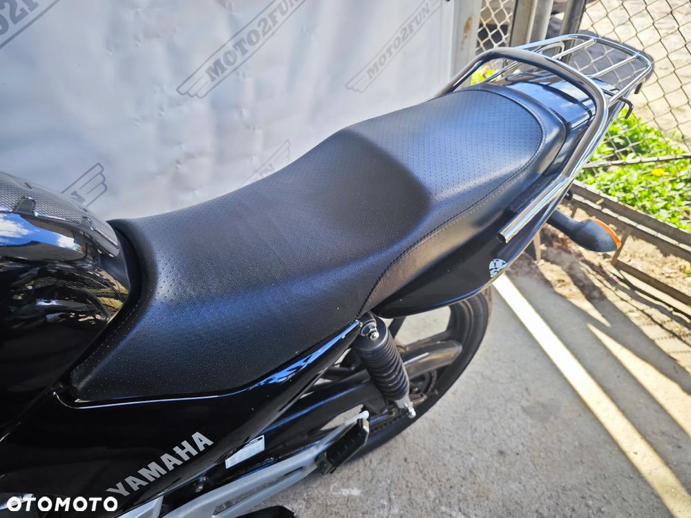 Yamaha YBR - 9