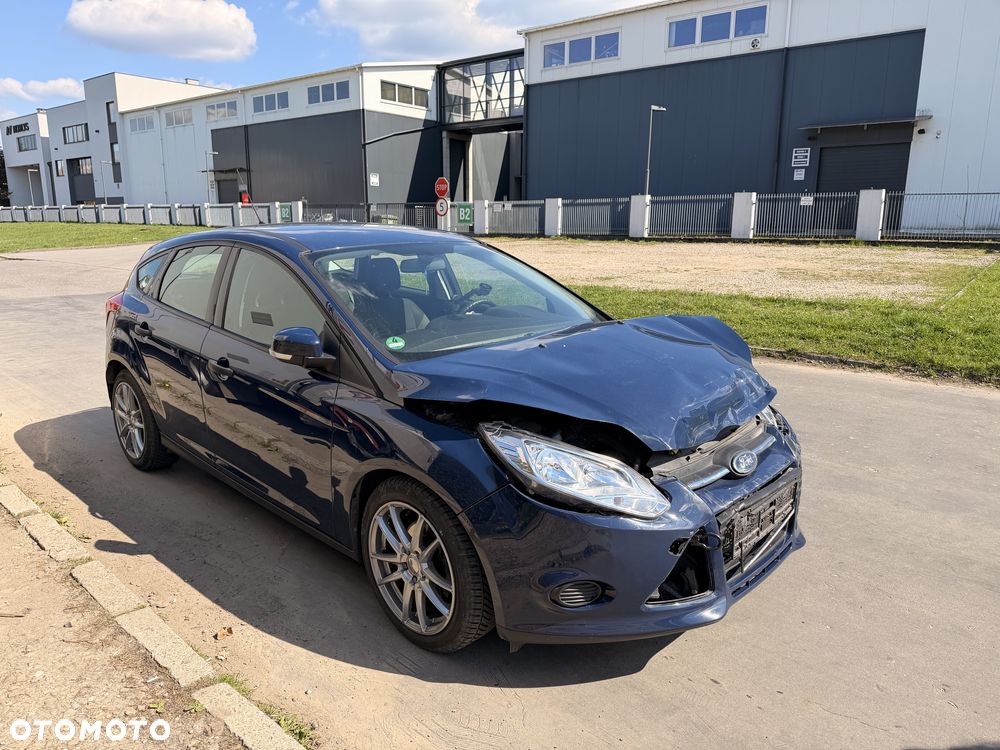 Ford Focus - 1