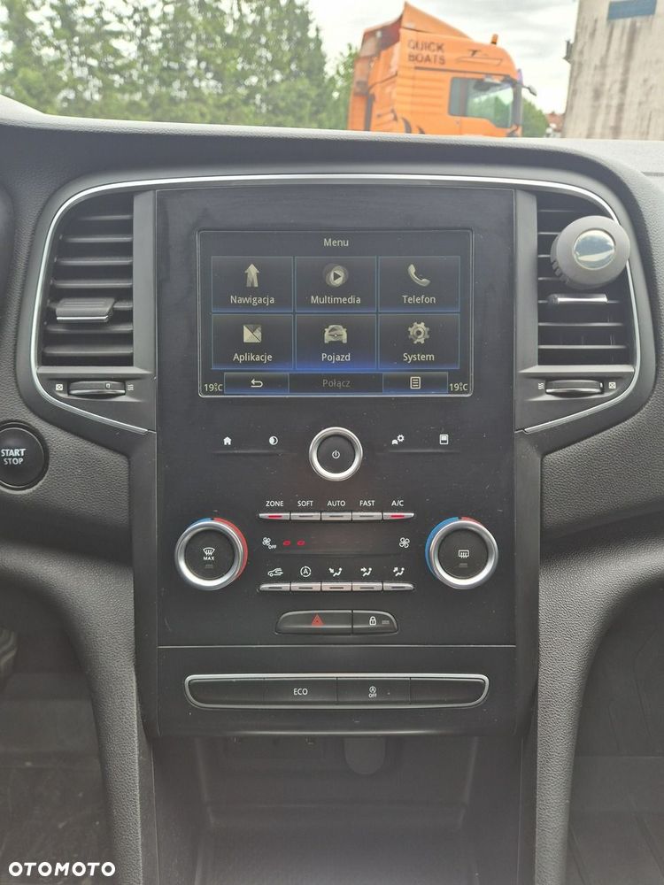 Renault Megane ENERGY TCe 130 GT LINE - 13