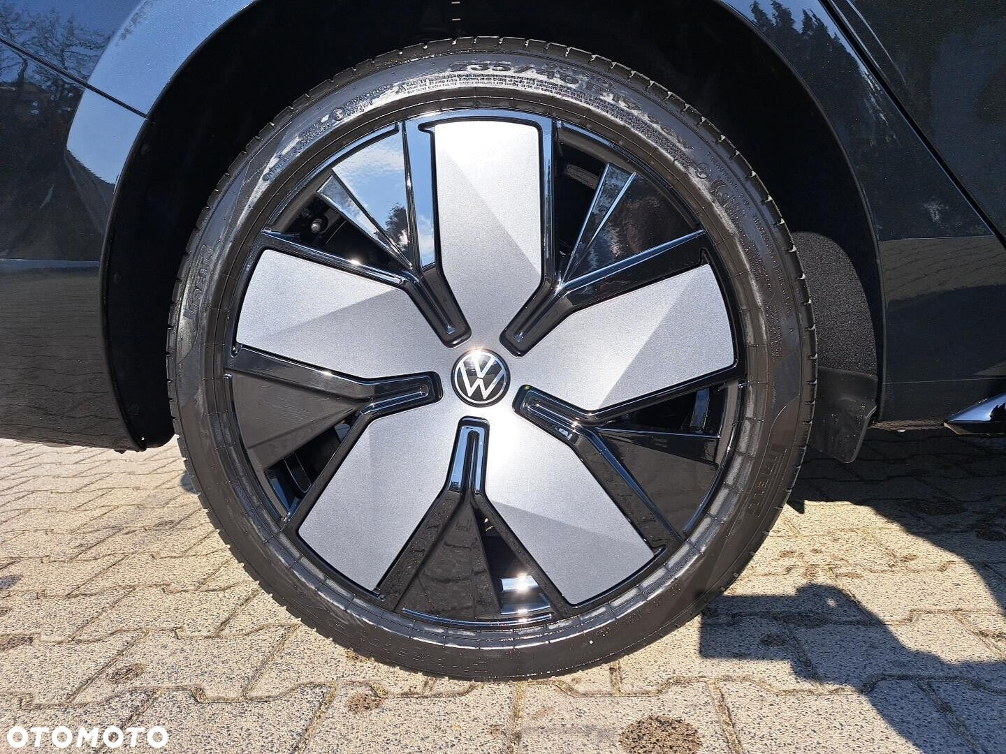 Volkswagen Passat - 18
