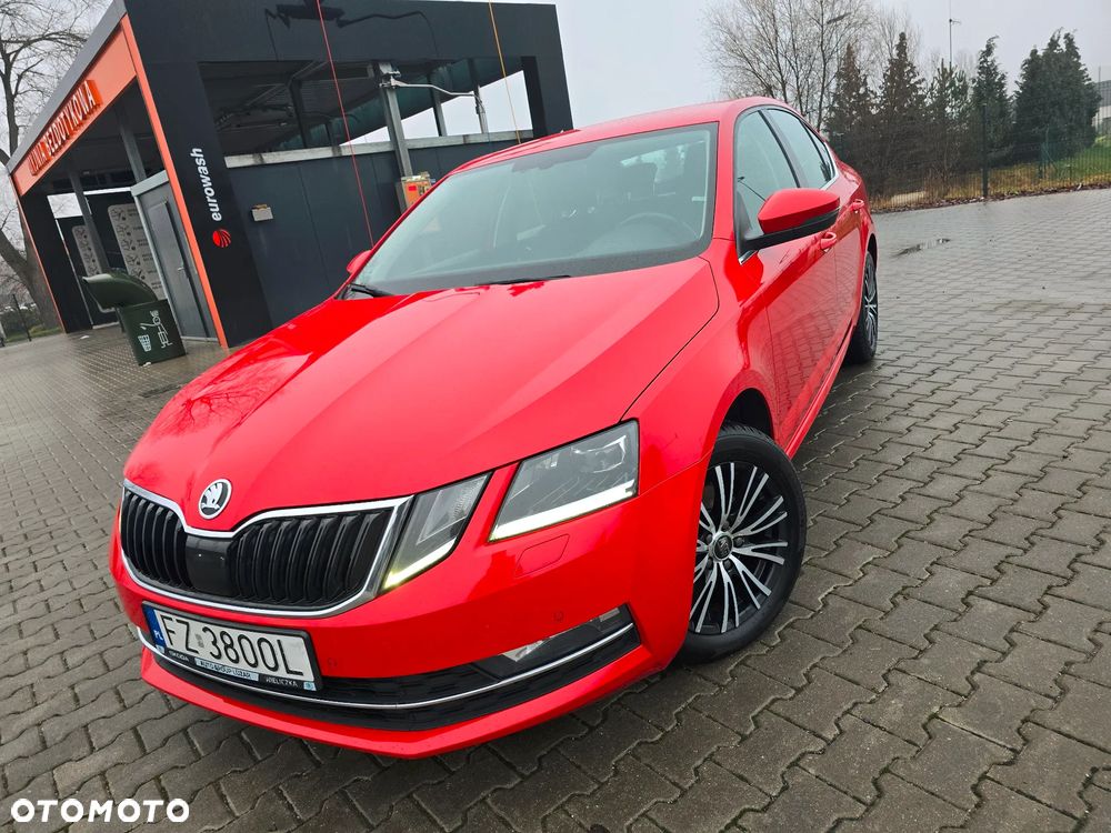 Skoda Octavia 2.0 TDI SCR Style DSG - 1