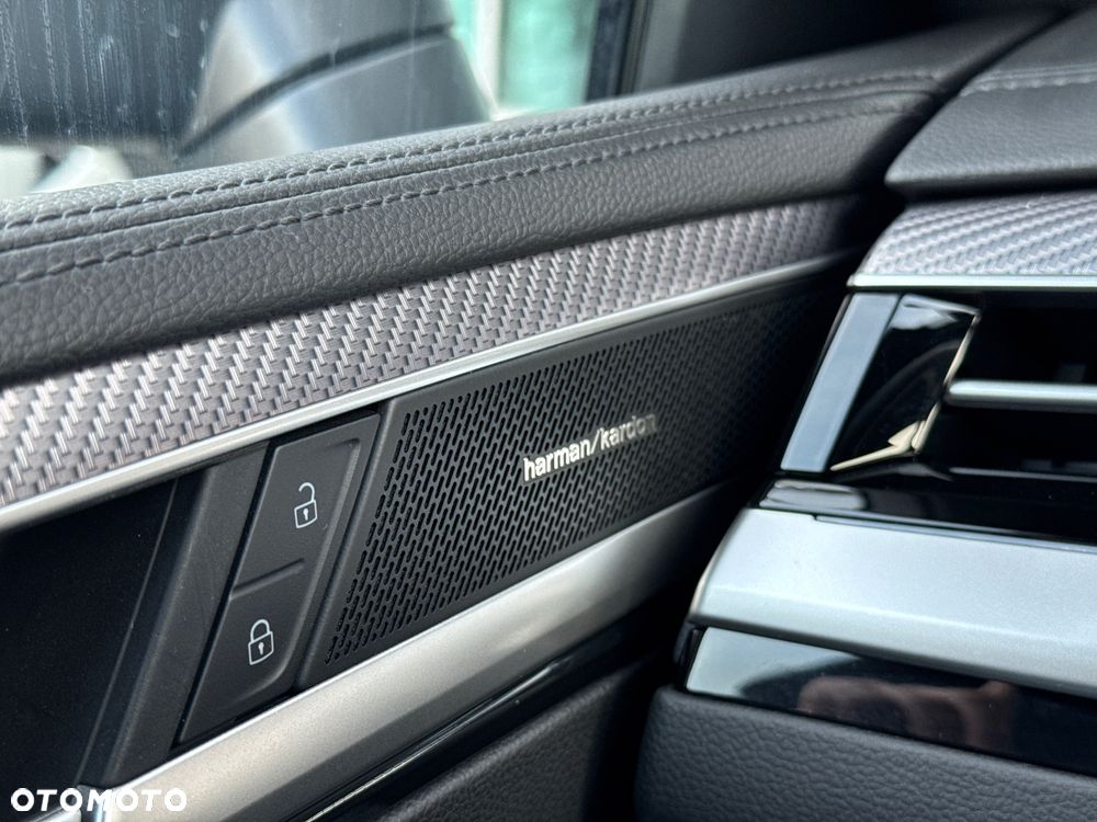 Volkswagen Arteon Shooting Brake 2.0 TSI 4Motion R DSG - 33