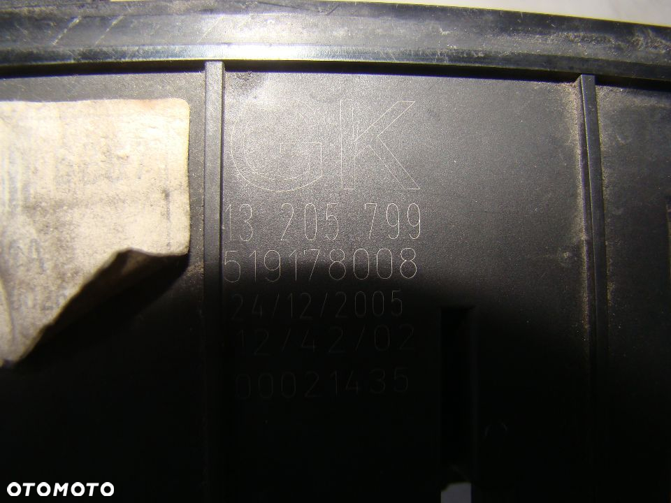 SKRZYNKA PRZÓD MODUŁ NADWOZIA UEC OPEL SIGNUM VECTRA C, FULL GK - PIN - 3