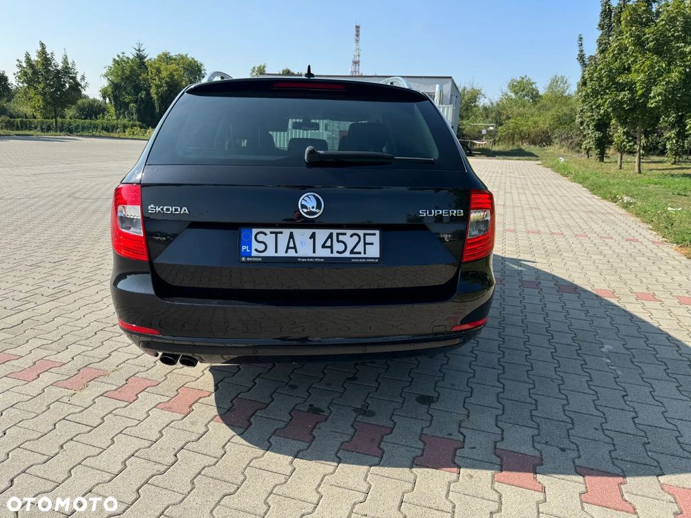 Skoda Superb 2.0 TDI Elegance DSG - 6