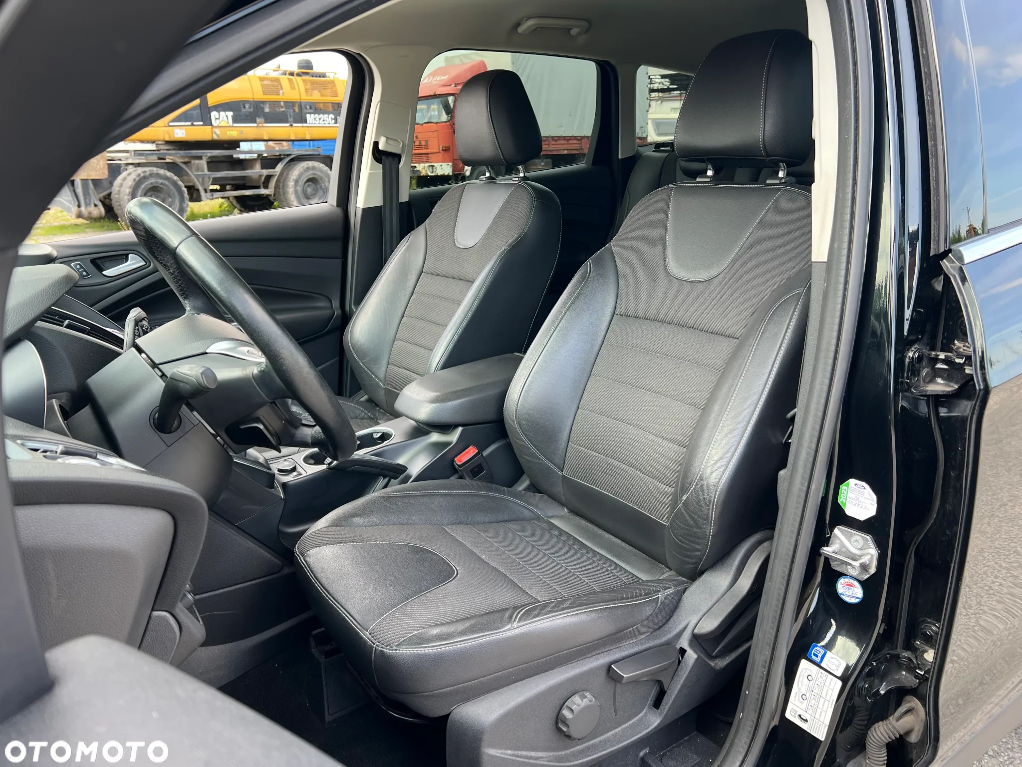 Ford Kuga 1.5 EcoBoost FWD Titanium ASS - 4