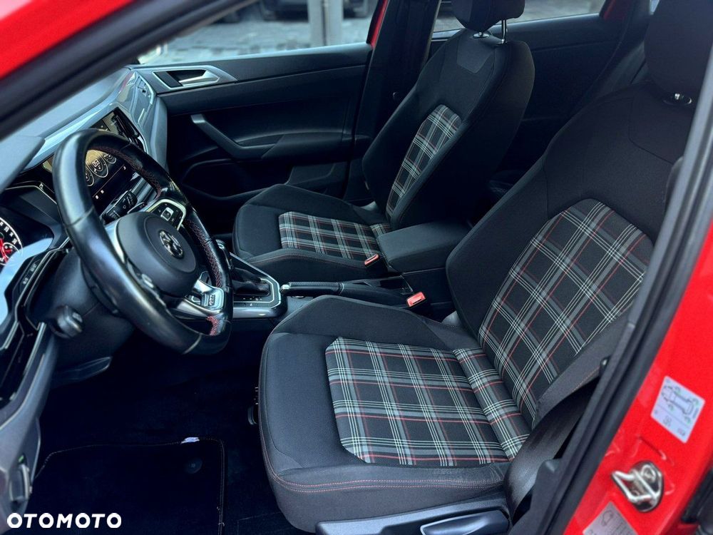 Volkswagen Polo - 16