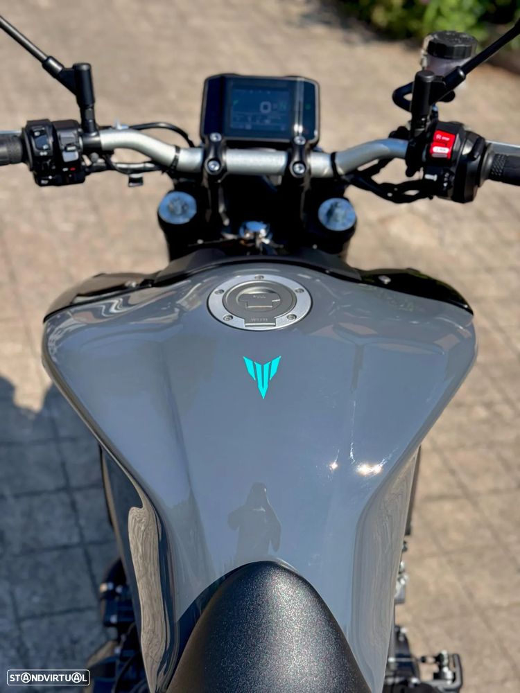 Yamaha MT-09 - 8