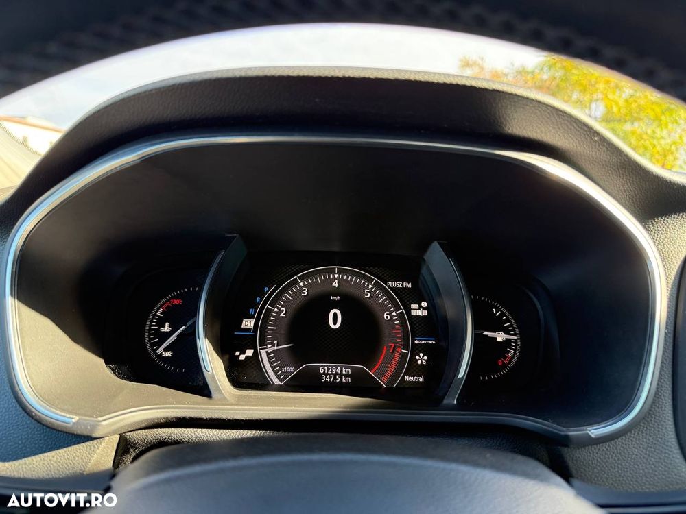 Renault Megane ENERGY TCe EDC GT - 10