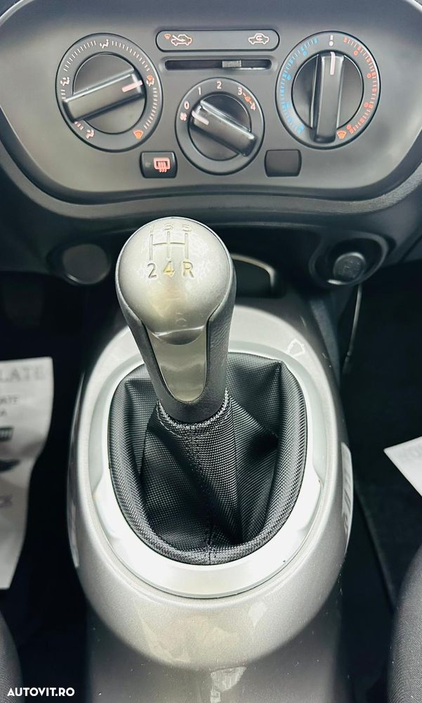 Nissan Juke 1.6 Visia Plus - 23