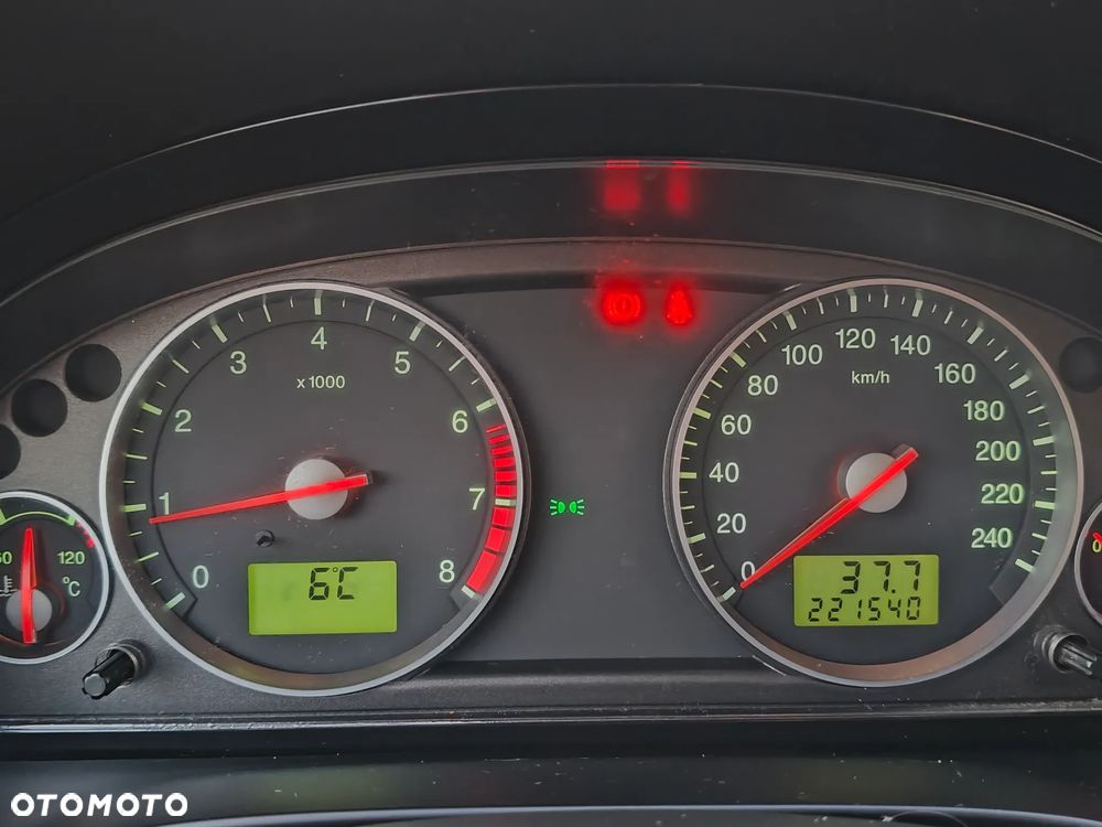 Ford Mondeo 2.0 Ambiente - 22