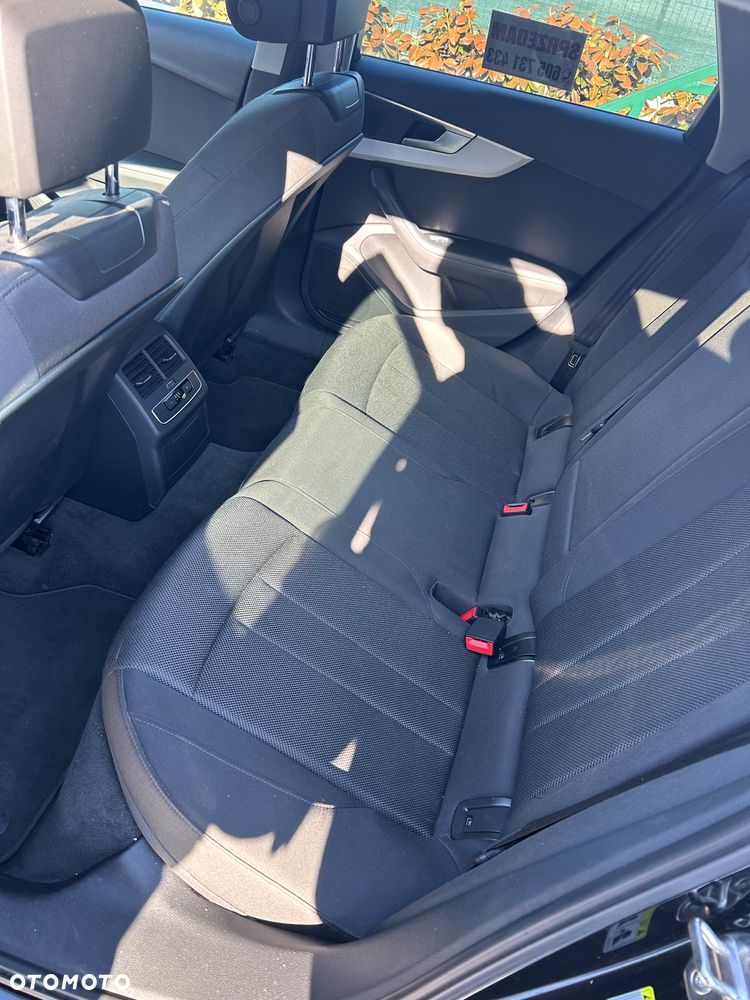 Audi A4 Avant 2.0 TDI DPF clean diesel Ambiente - 9