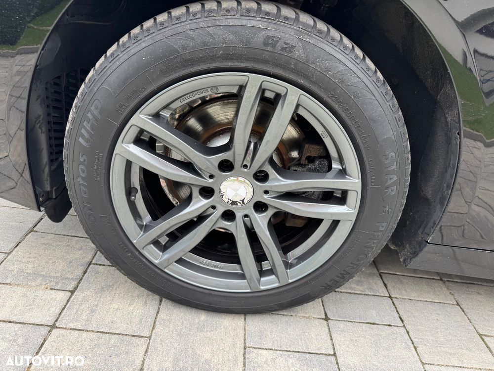 BMW Seria 5 520d Sport-Aut. - 13