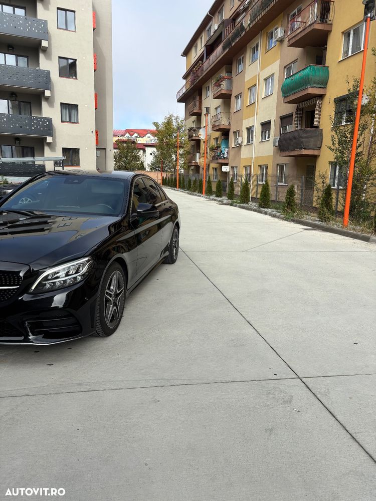 Mercedes-Benz C - 6