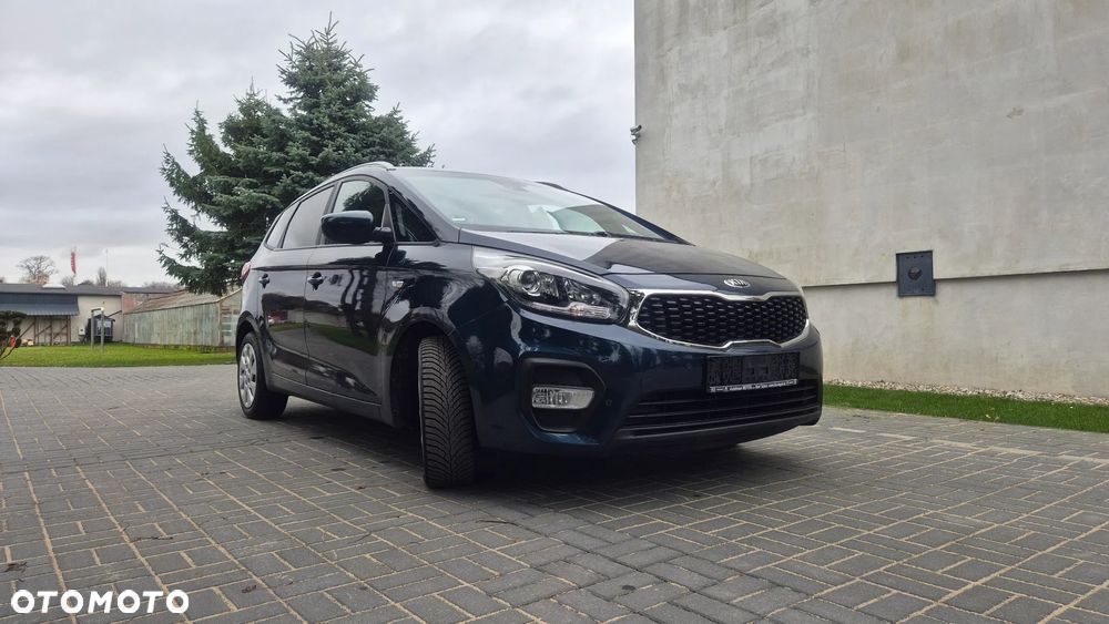 Kia Carens 1.6 GDI Dream Team Edition - 36
