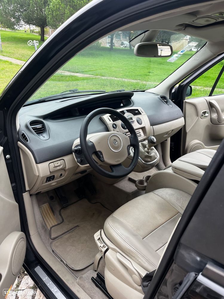 Renault Grand Scénic 1.5 dCi Dynamique S 7L. - 18