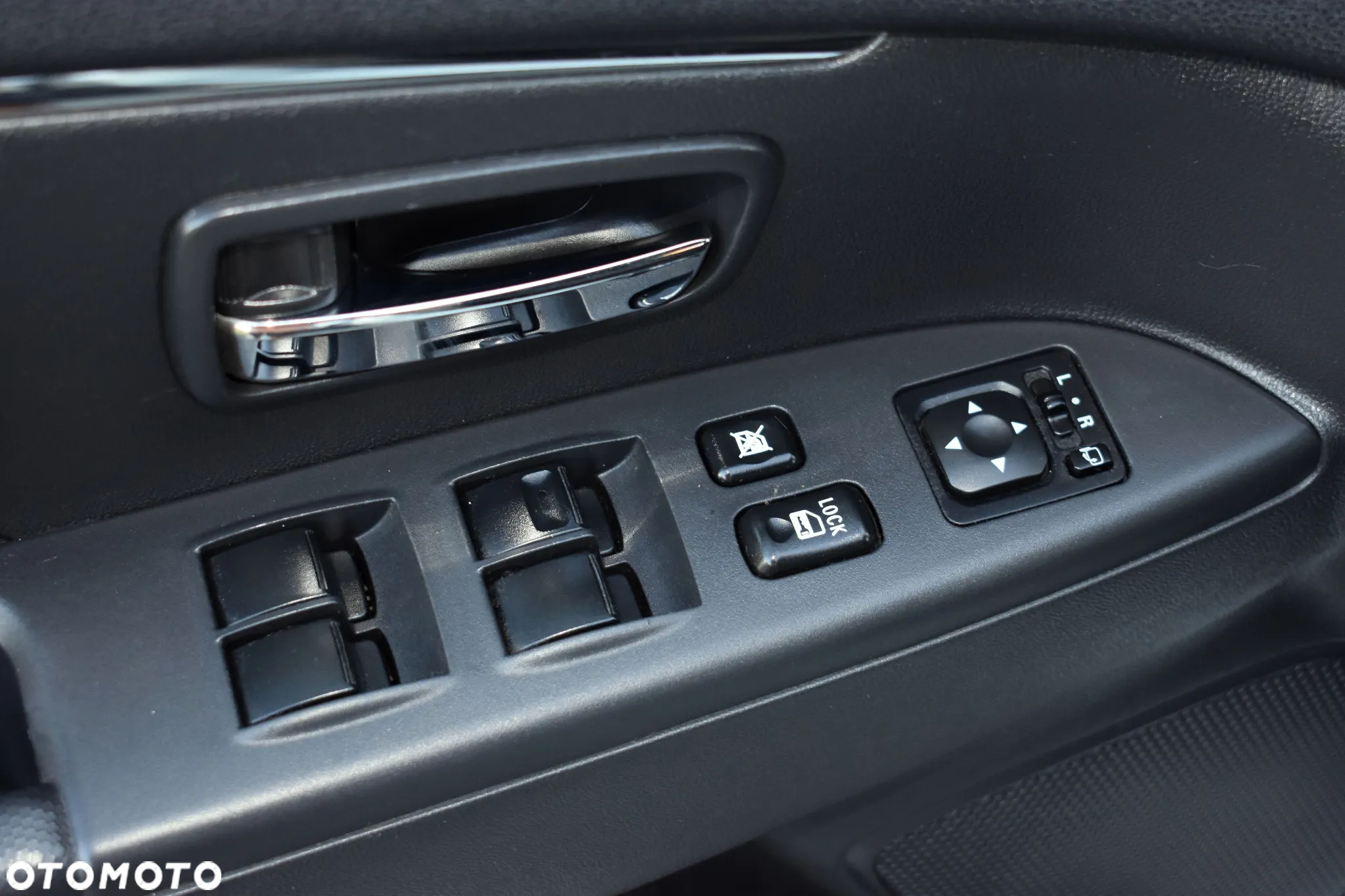 Mitsubishi ASX - 23