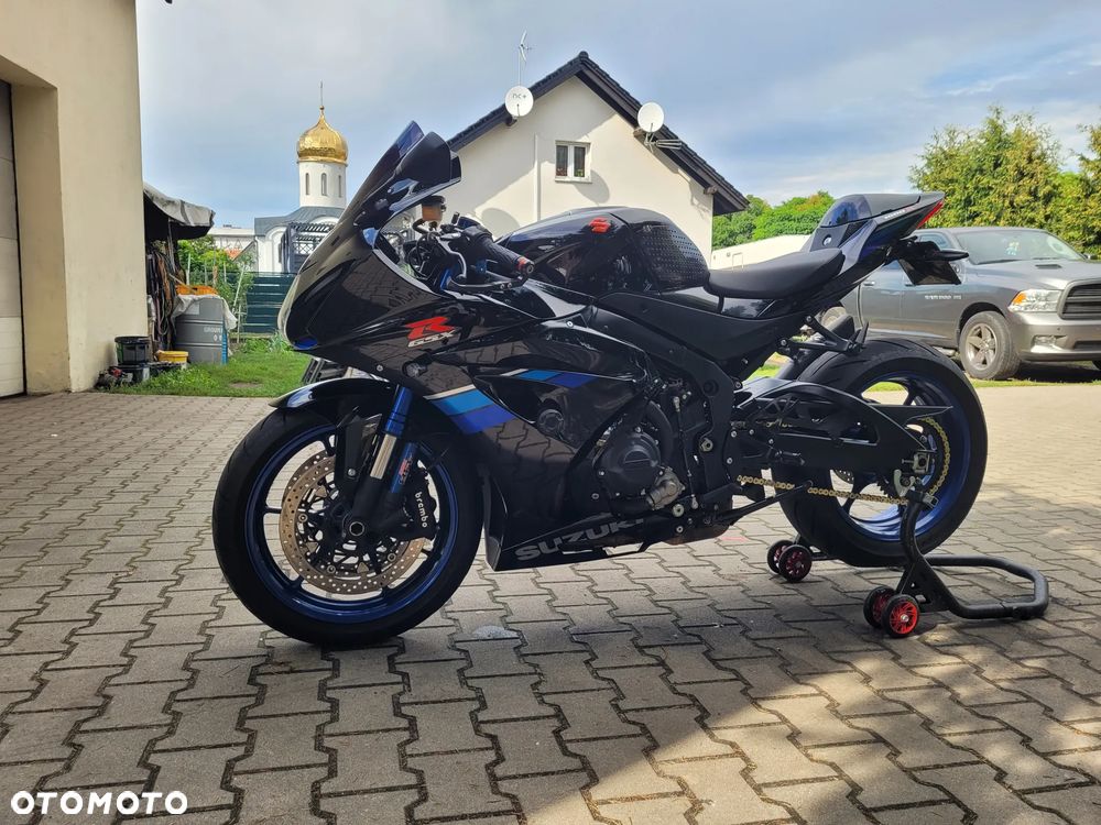 Suzuki GSX-R - 7