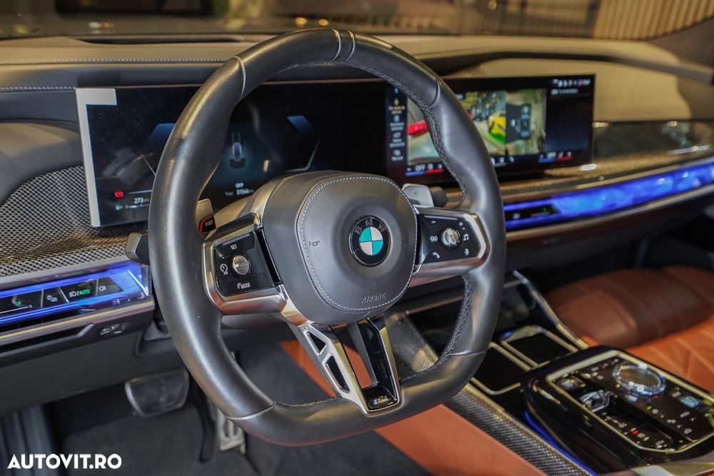 BMW Seria 7 740d xDrive MHEV - 25