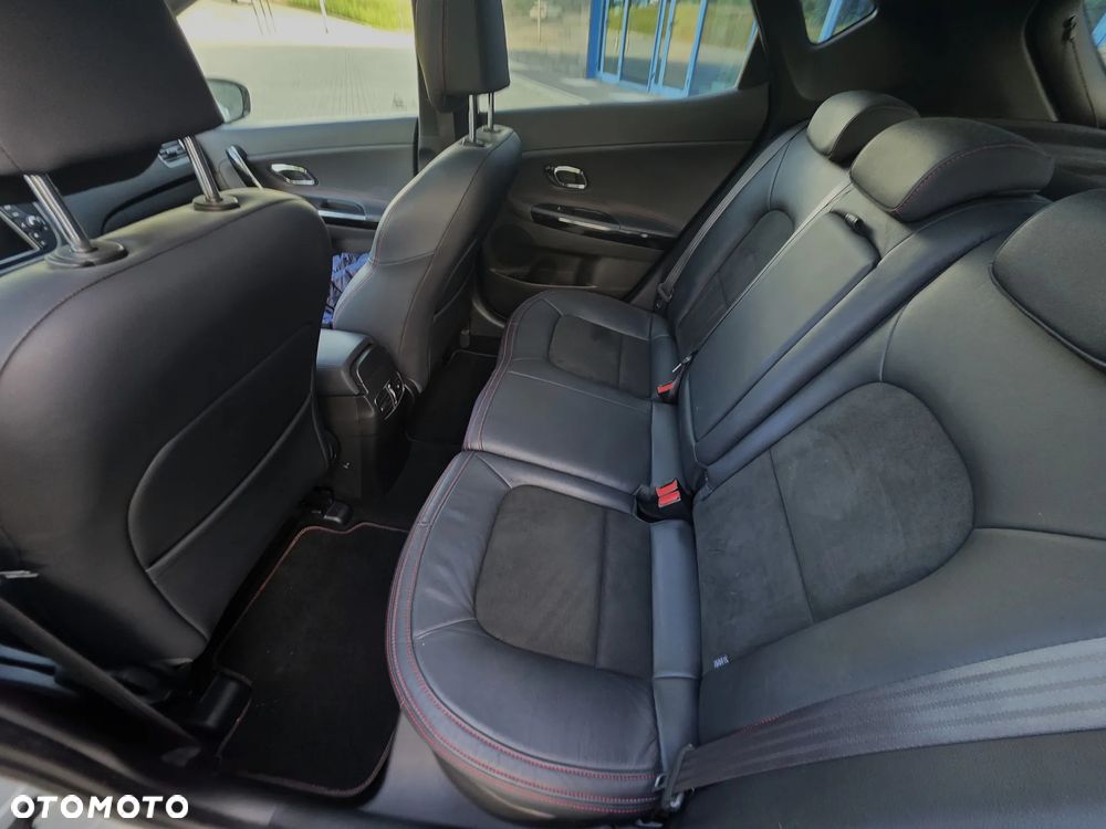 Kia Ceed 1.6 T-GDI GT-Track - 9