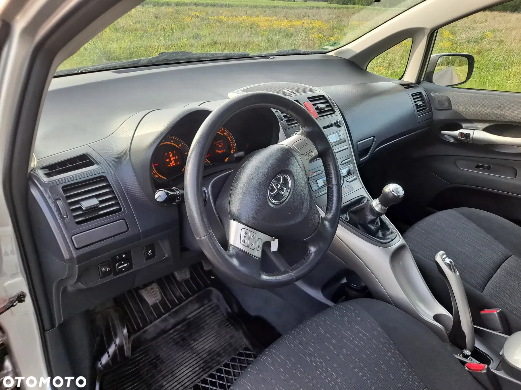 Toyota Auris 1.6 VVT-i Sol - 7